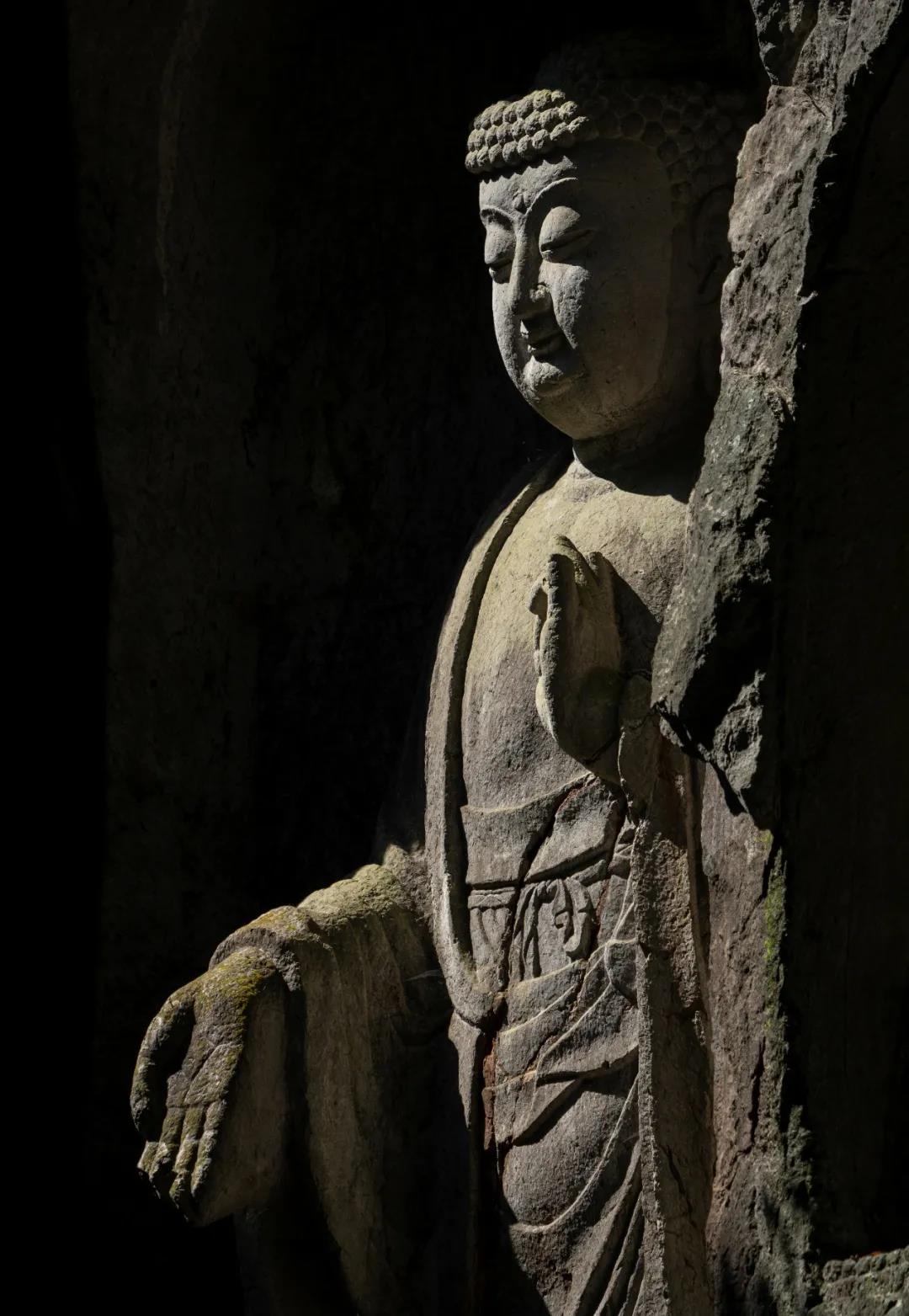 念佛当“深信”:信自心——披毛从此得,作佛也由它 念佛当“深信”:信自心——披毛从此得,作佛也由它