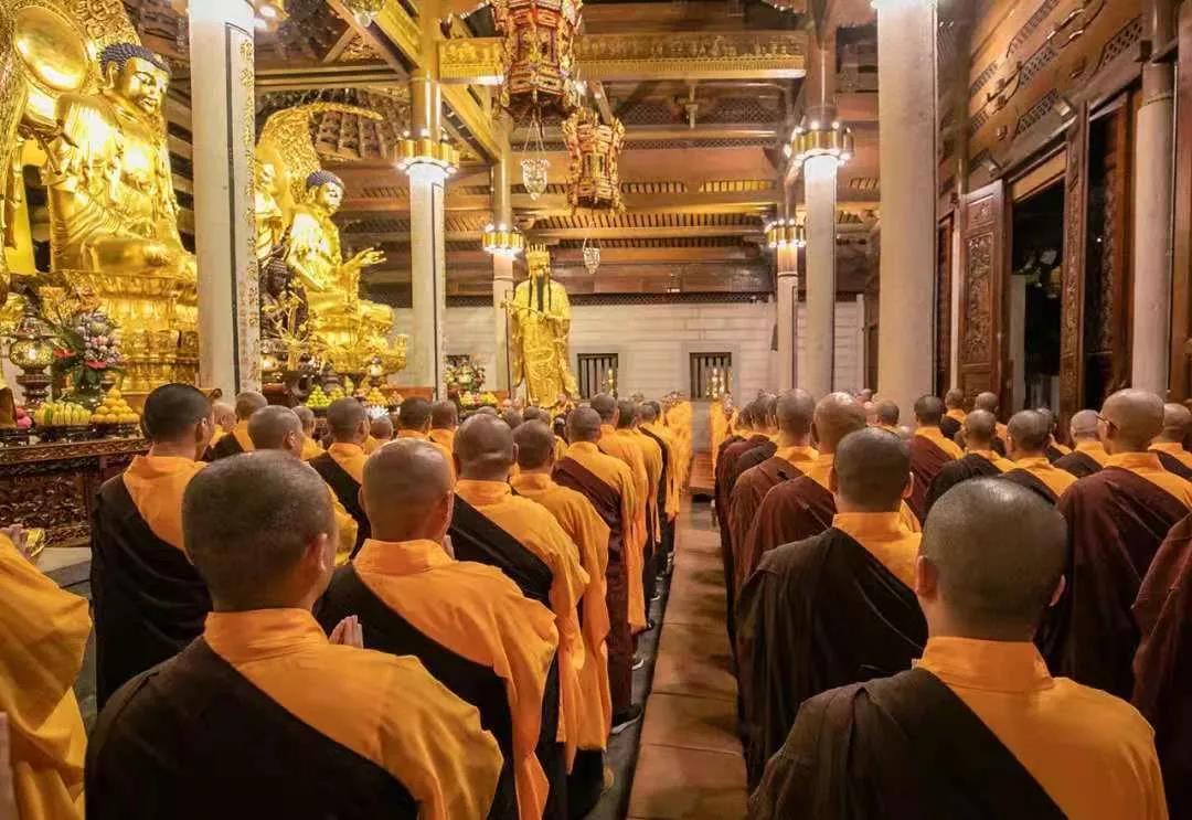 ��ĸδ����֮ǰ��˭���ң�