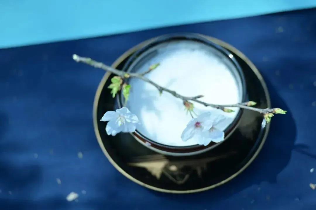 出离不是让你放下一切,而是放下对一切的执著 出离不是让你放下一切,而是放下对一切的执著