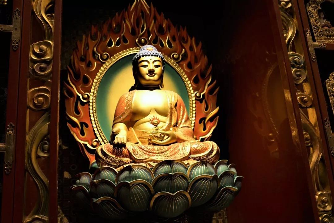 佛法不贫穷:修行不追求也不排斥富贵 佛法不贫穷:修行不追求也不排斥富贵