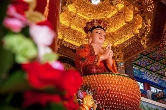 不眷恋世间,也不逃避现实 不眷恋世间,也不逃避现实