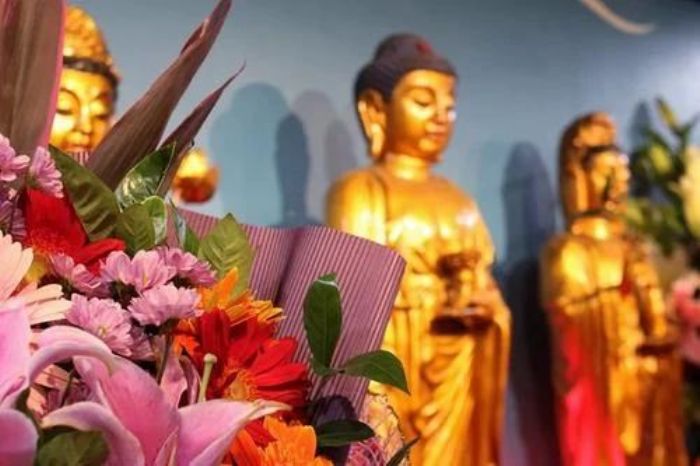 ����ר�����ӷ𣬺�Ի����������