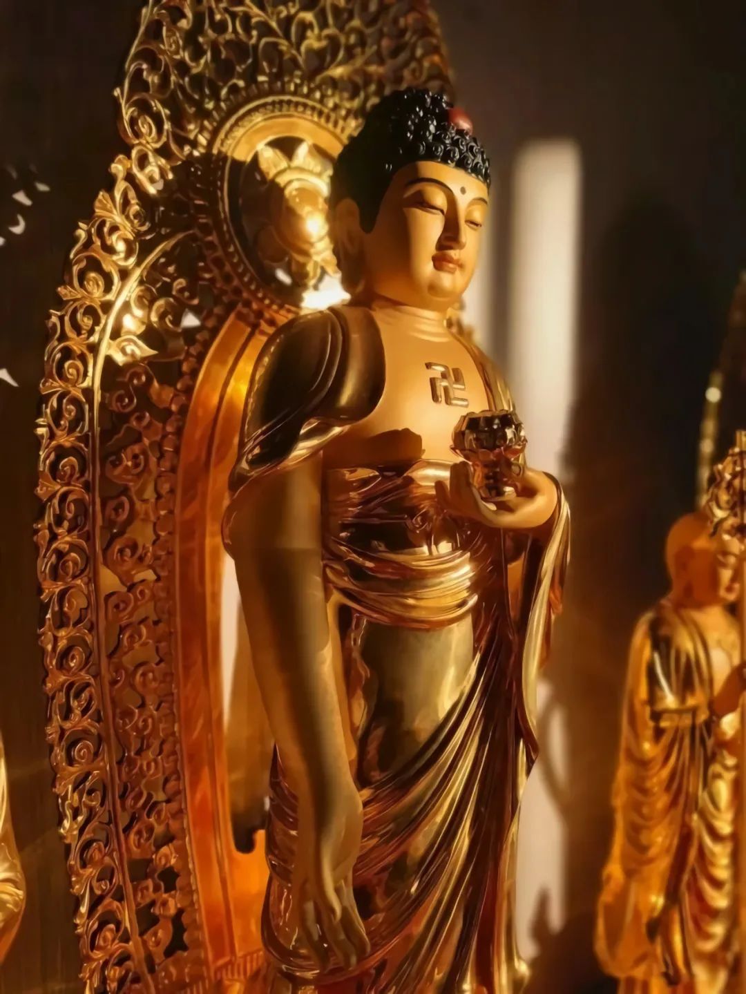 “南无阿弥陀佛”的含义 “南无阿弥陀佛”的含义