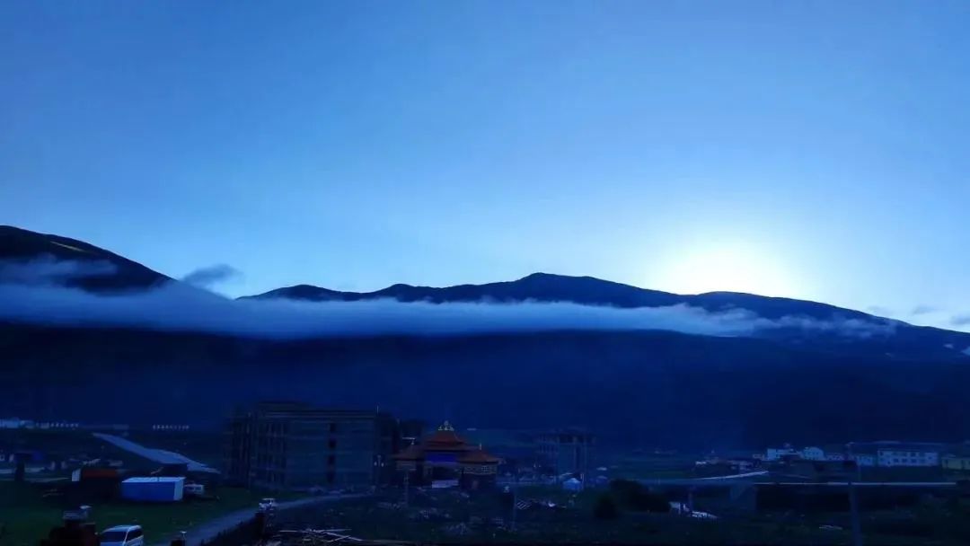 印光法师:信愿念佛,念之久久,业消智朗 印光法师:信愿念佛,念之久久,业消智朗