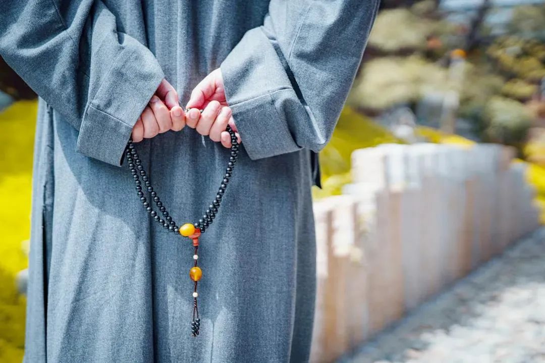 Խ��ĬĬ������Խ������Ե��Խ�Ǻ��ù�