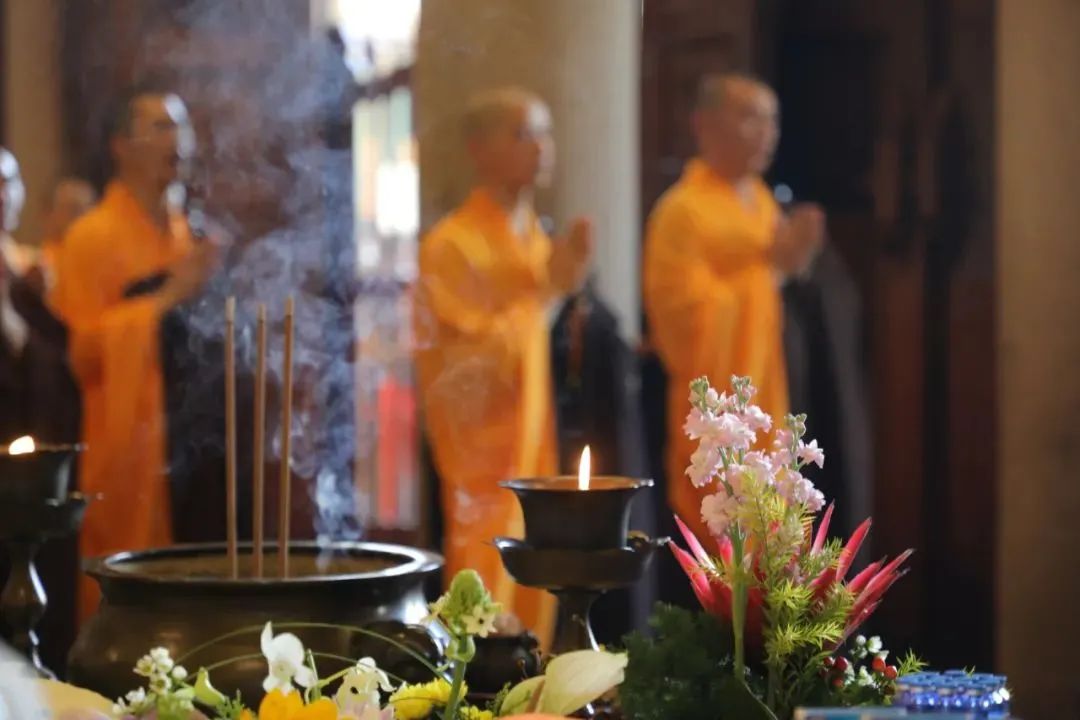 ���ܣ���ߵĲ�����������