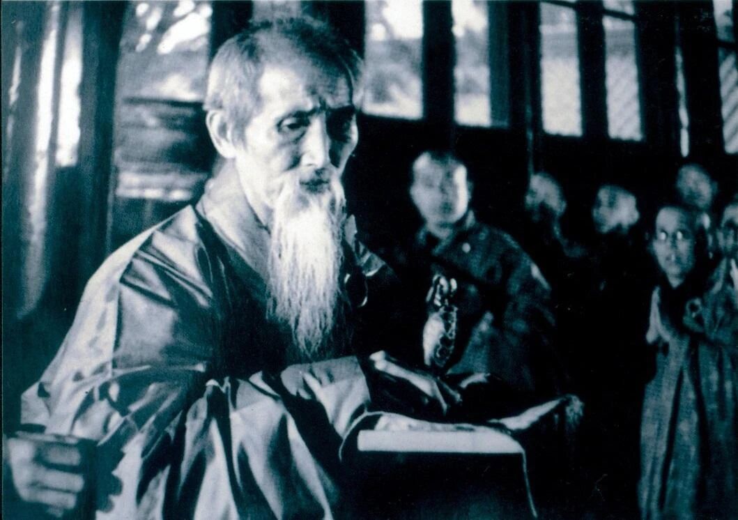 �����Ϻ��еĽڼ�ϧ��