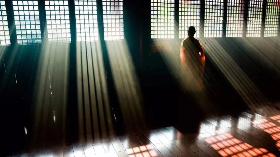 梦中明明有六道,觉后空空无大千 梦中明明有六道,觉后空空无大千