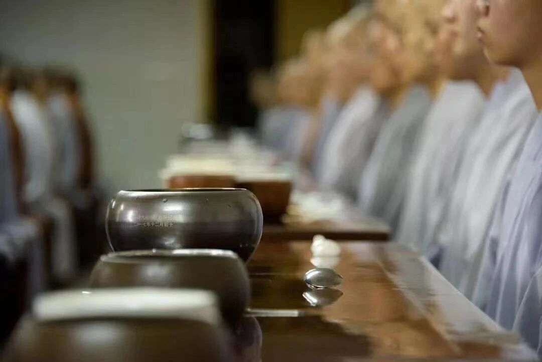 如何理解达摩祖师所说的“了无功德”? 如何理解达摩祖师所说的“了无功德”?