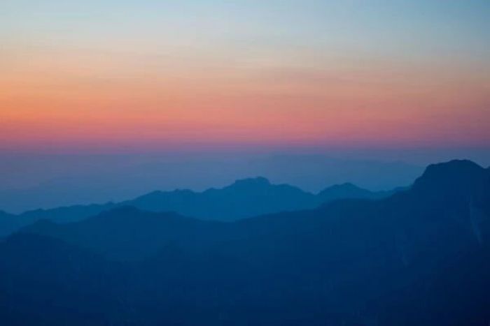 印光法师:常须战战兢兢,如临深渊,如履薄冰 印光法师:常须战战兢兢,如临深渊,如履薄冰