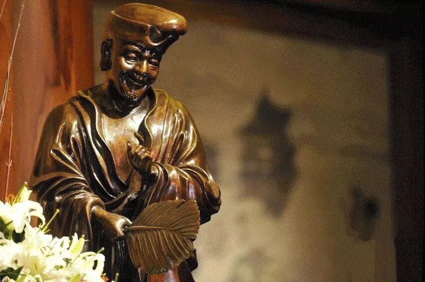 印光法师:济公之饮酒食肉不可学 印光法师:济公之饮酒食肉不可学