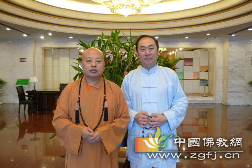 陈大惠与法师.jpg 陈大惠与法师.jpg