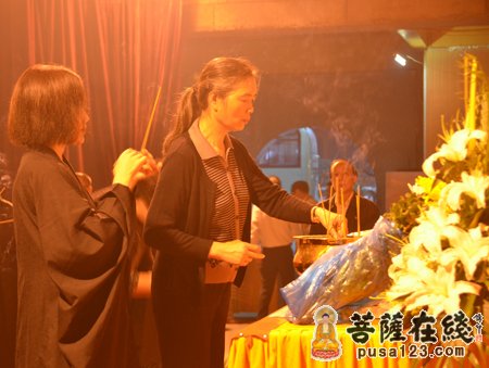 ���������������ʽ�ڳ����˸��¾���