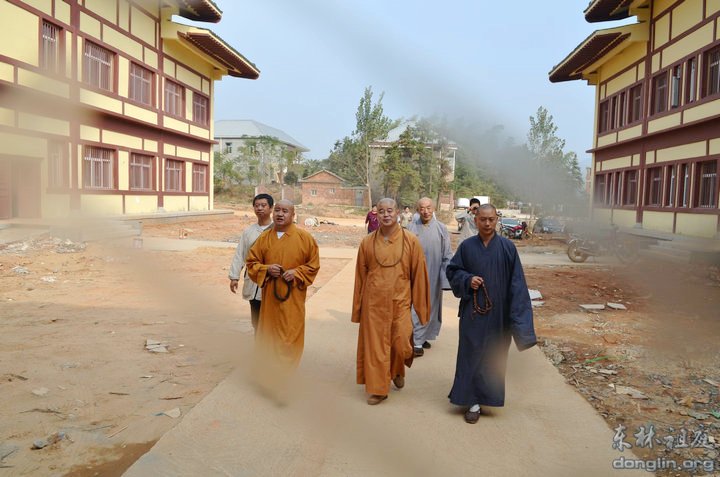 �������������һ�вηö�����ͥ