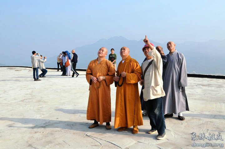 �������������һ�вηö�����ͥ