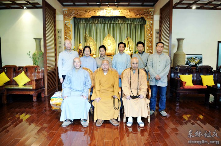 �������������һ�вηö�����ͥ