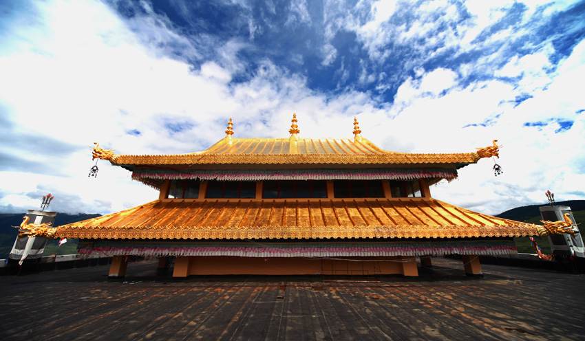 川藏最美丽佛学院 川藏最美丽佛学院