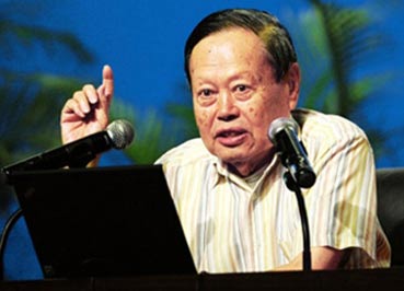 杨振宁:佛教与科学是彻底相容的 杨振宁:佛教与科学是彻底相容的