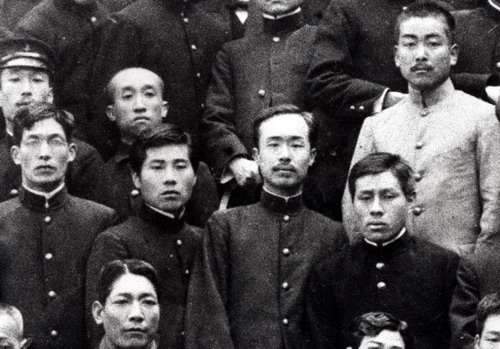 ��ʮ���¾����ڡ�����һ��ʦ����ͬ