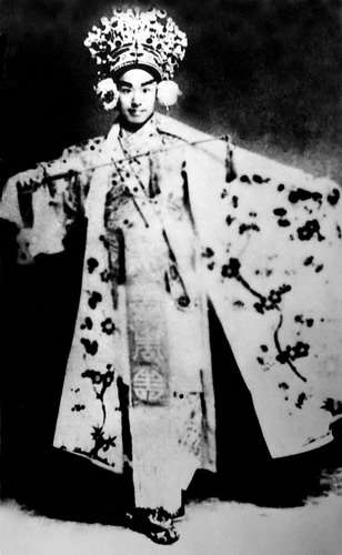 ��ʮ���¾����ڡ�����һ��ʦ����ͬ