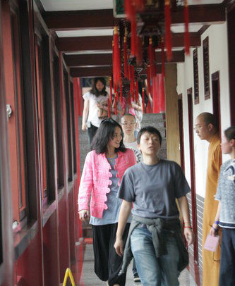 王菲求佛路:但愿弃“我执”增智慧 王菲求佛路:但愿弃“我执”增智慧