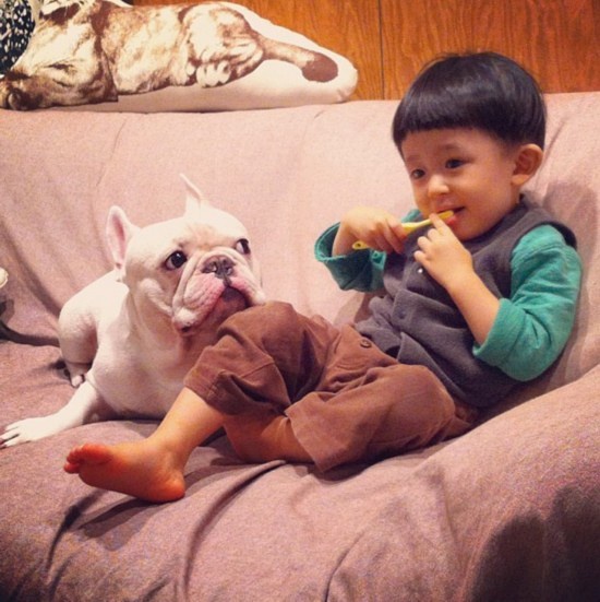 һλ�����Ľo���ӵ�һ�M�t��ȫ�����Ƭ(��ͼ)