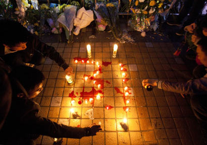 明生法师:暴徒残杀无辜是违背因果泯灭人性 明生法师:暴徒残杀无辜是违背因果泯灭人性