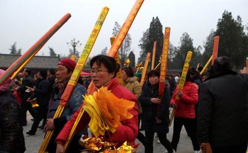 ���ھ֣���̡����а��������е����쵼������