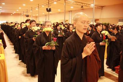 鬼月到来不用慌_法鼓山:正是孝亲报恩时 鬼月到来不用慌_法鼓山:正是孝亲报恩时