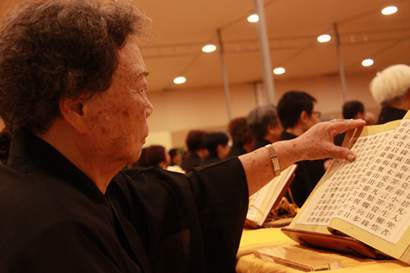 鬼月到来不用慌_法鼓山:正是孝亲报恩时 鬼月到来不用慌_法鼓山:正是孝亲报恩时