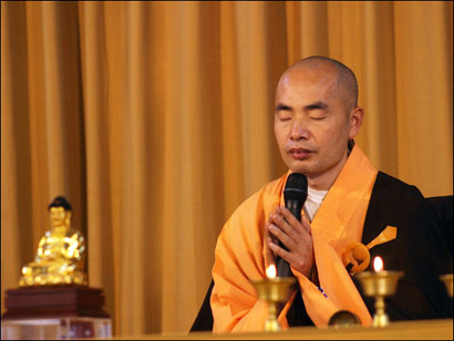 济群法师:坚定道念是抵制诱惑纯洁僧团关键 济群法师:坚定道念是抵制诱惑纯洁僧团关键