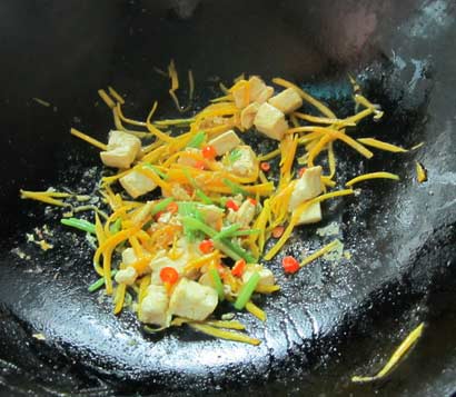 ����Ҳ��������ζ��_�Ϲ�˿�ն���