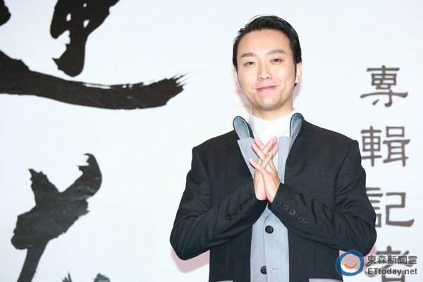 李玉刚回应出家:男欢女爱不重要_佛门会是归宿 李玉刚回应出家:男欢女爱不重要_佛门会是归宿