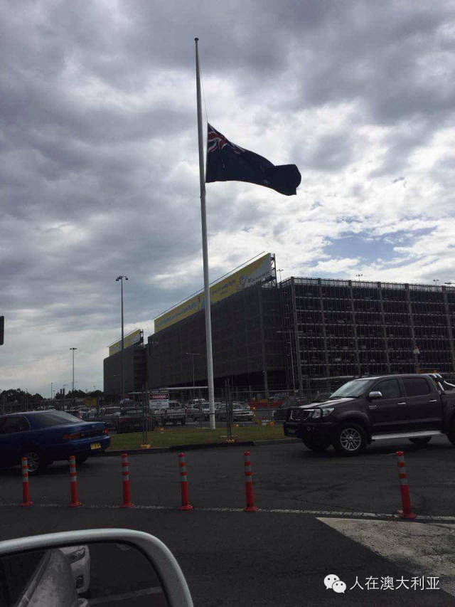 Ϥ���Ϯ֮��Σ��ʱ������һ������ĸ߶�_��