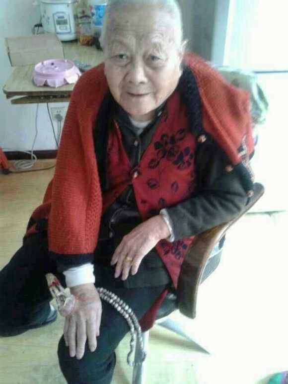 ���˽���86���ֳ���ǣ�ʹʱ���ģ����ͺã�