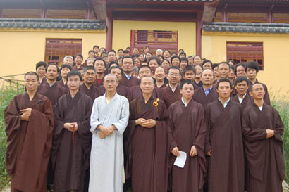 ��̹��£������������б�_���ڳ�����Ե����