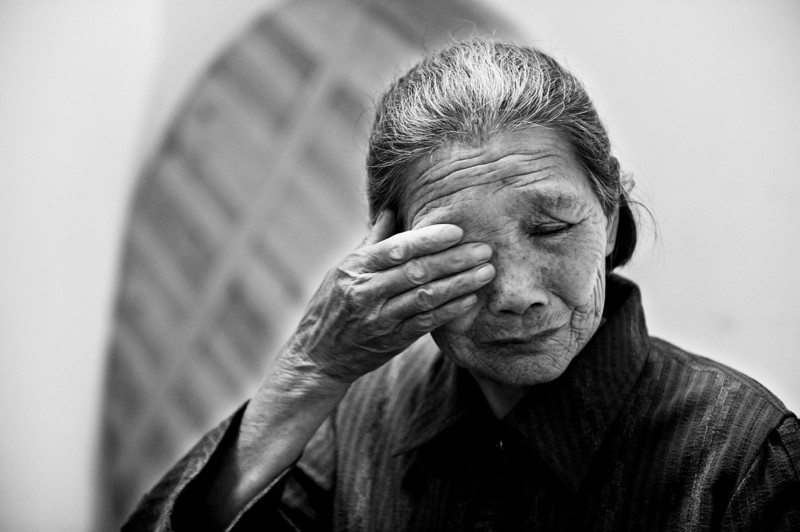 为病重母亲发愿后出现奇迹 为病重母亲发愿后出现奇迹