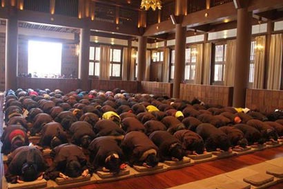 学诚法师:学佛不宜执一废百_消业除障应先忏悔 学诚法师:学佛不宜执一废百_消业除障应先忏悔