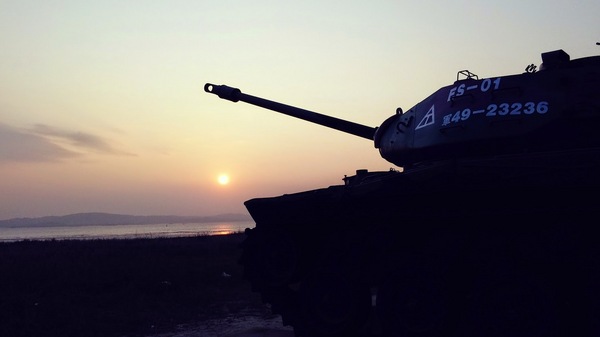 ���ŵ����̷�������Ů����ʵ��ʵ