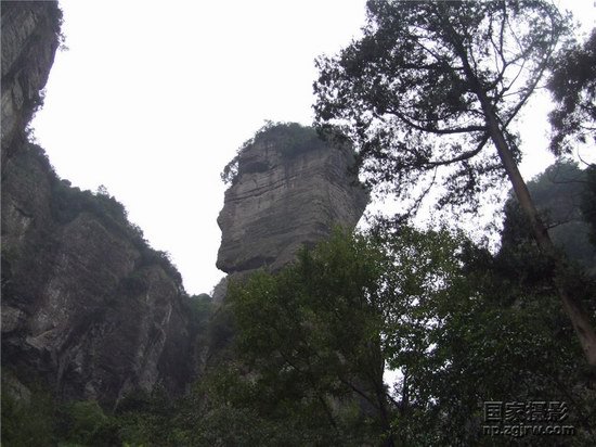 �Ĵ�����ɽ���ȥ�����澭��(ͼ)