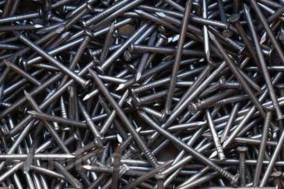 本生故事:为求正法不惜身命_被人插入千枚铁钉 本生故事:为求正法不惜身命_被人插入千枚铁钉