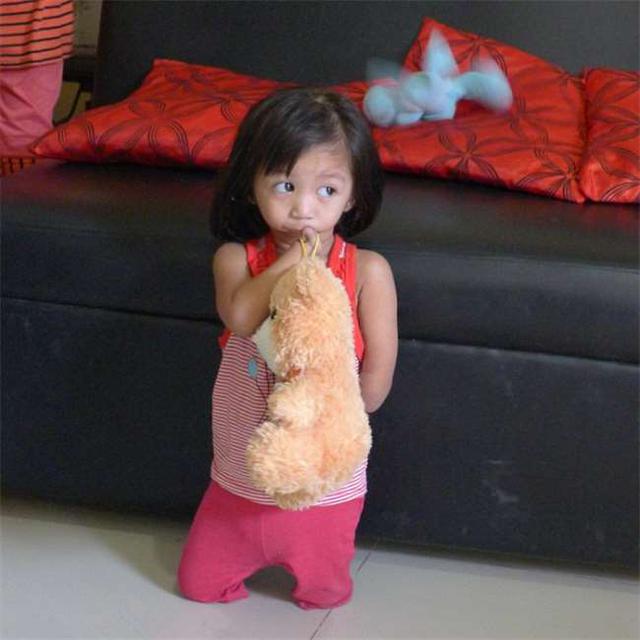 ����СŮ������û���ֽš���͸�����ס����ȴʼ�ղ�Ը����