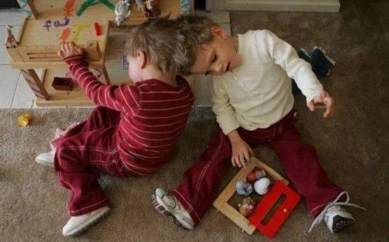 全球奇特的连体人!你一定没见过! 全球奇特的连体人!你一定没见过!