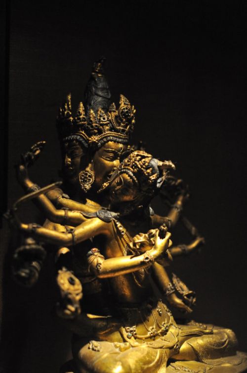 �׶�����ݾ����������