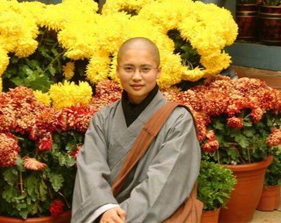 罕见:广东一家三姐妹先后出家_两个做住持 罕见:广东一家三姐妹先后出家_两个做住持