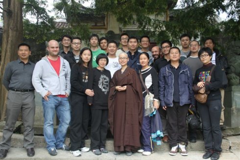 ������ʦ�������ֻΪһ�����˶����̫�˷ѣ�