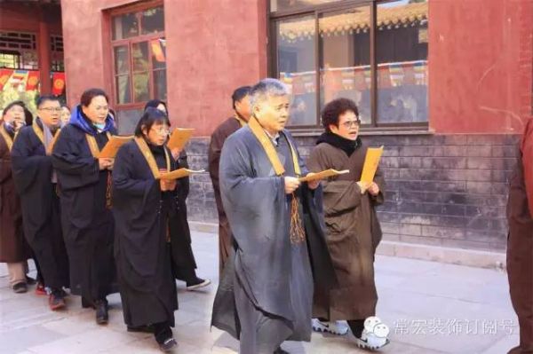 �������µ�ʮһ�커�����ְ�����Ʒ���Բ��