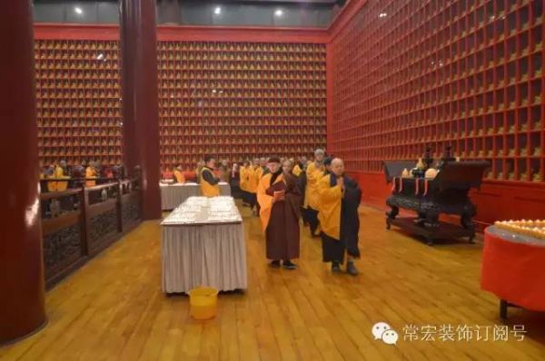 �������µ�ʮһ�커�����ְ�����Ʒ���Բ��