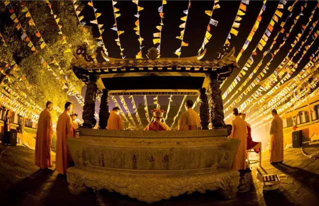 水陆法会为什么被称为法会之王? 水陆法会为什么被称为法会之王?