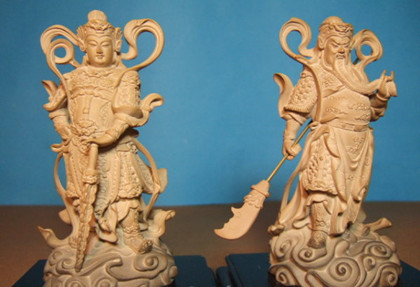 静波法师:家里可不可以供韦陀和伽蓝菩萨作护法? 静波法师:家里可不可以供韦陀和伽蓝菩萨作护法?